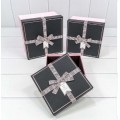 Коробка Квадрат с бантом Чёрный/Розовый